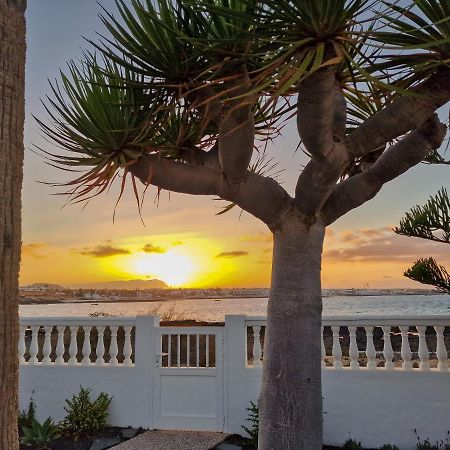 Villa La Maja Beachfront Corralejo Eksteriør billede