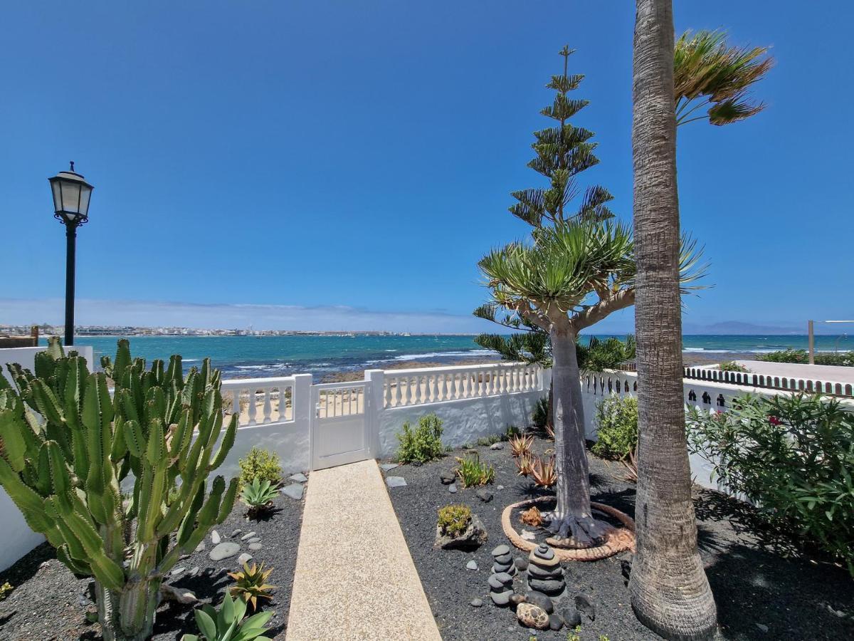 Villa La Maja Beachfront Corralejo Eksteriør billede